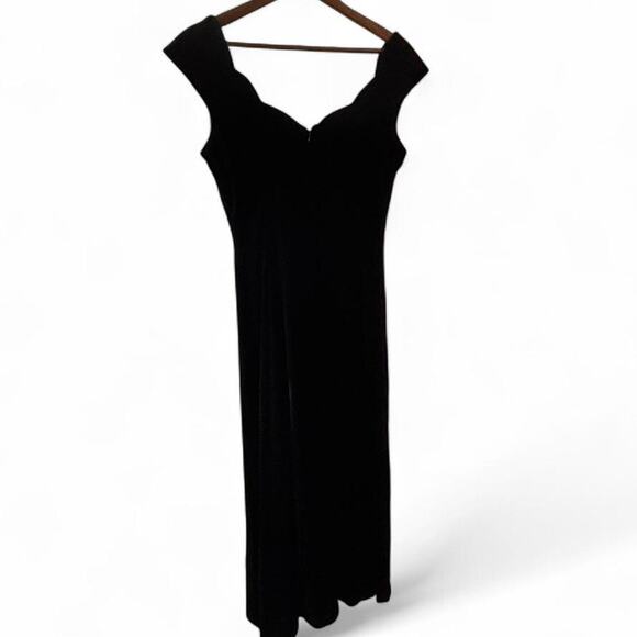 Anne Klein for Kenar Black Velvet Gown Size 4 Off Shoulder Evening Dress - Picture 4 of 8